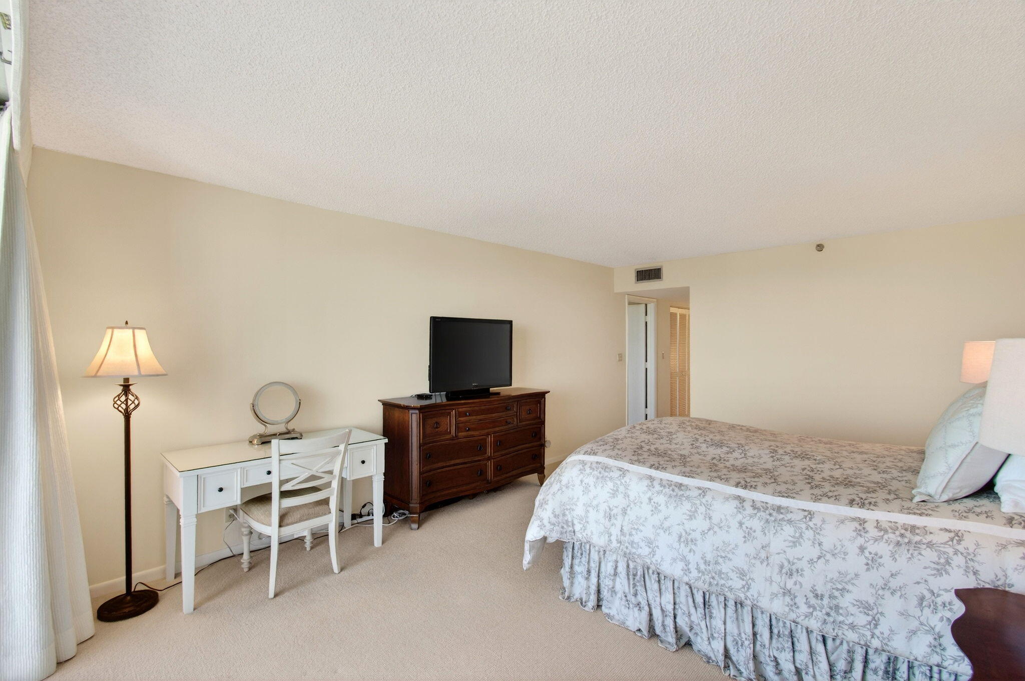 BRAEMAR ISLE CONDO - Residential