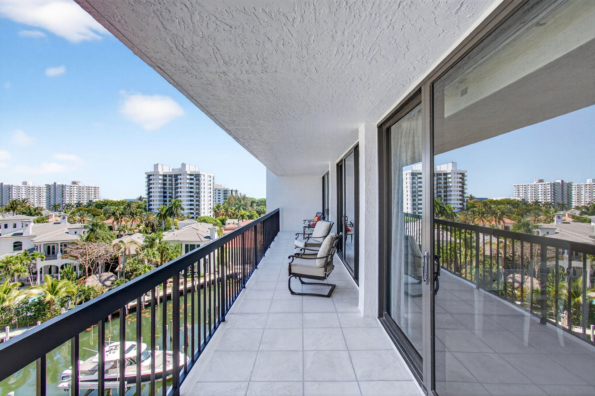 BRAEMAR ISLE CONDO - Residential
