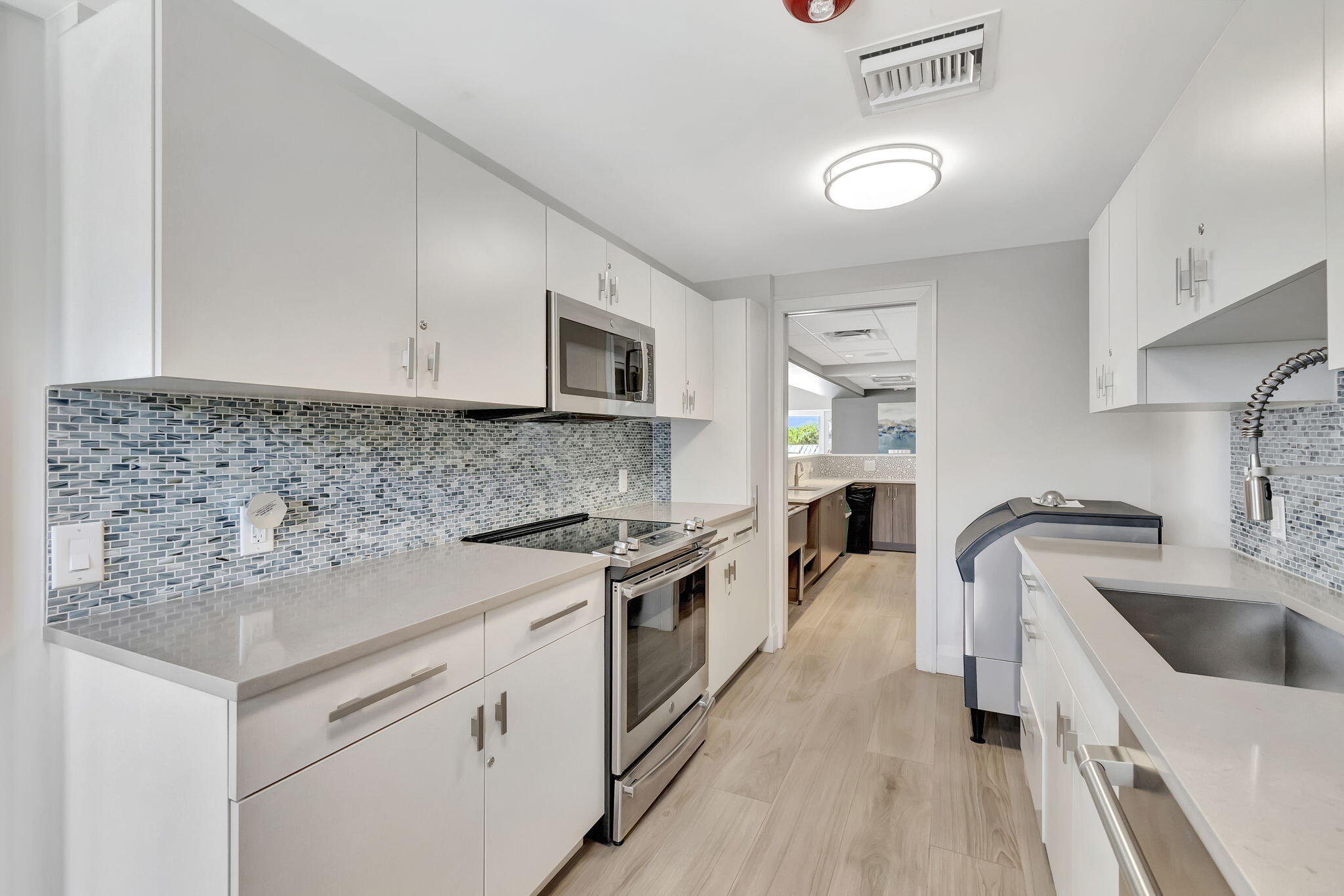 BRAEMAR ISLE CONDO - Residential