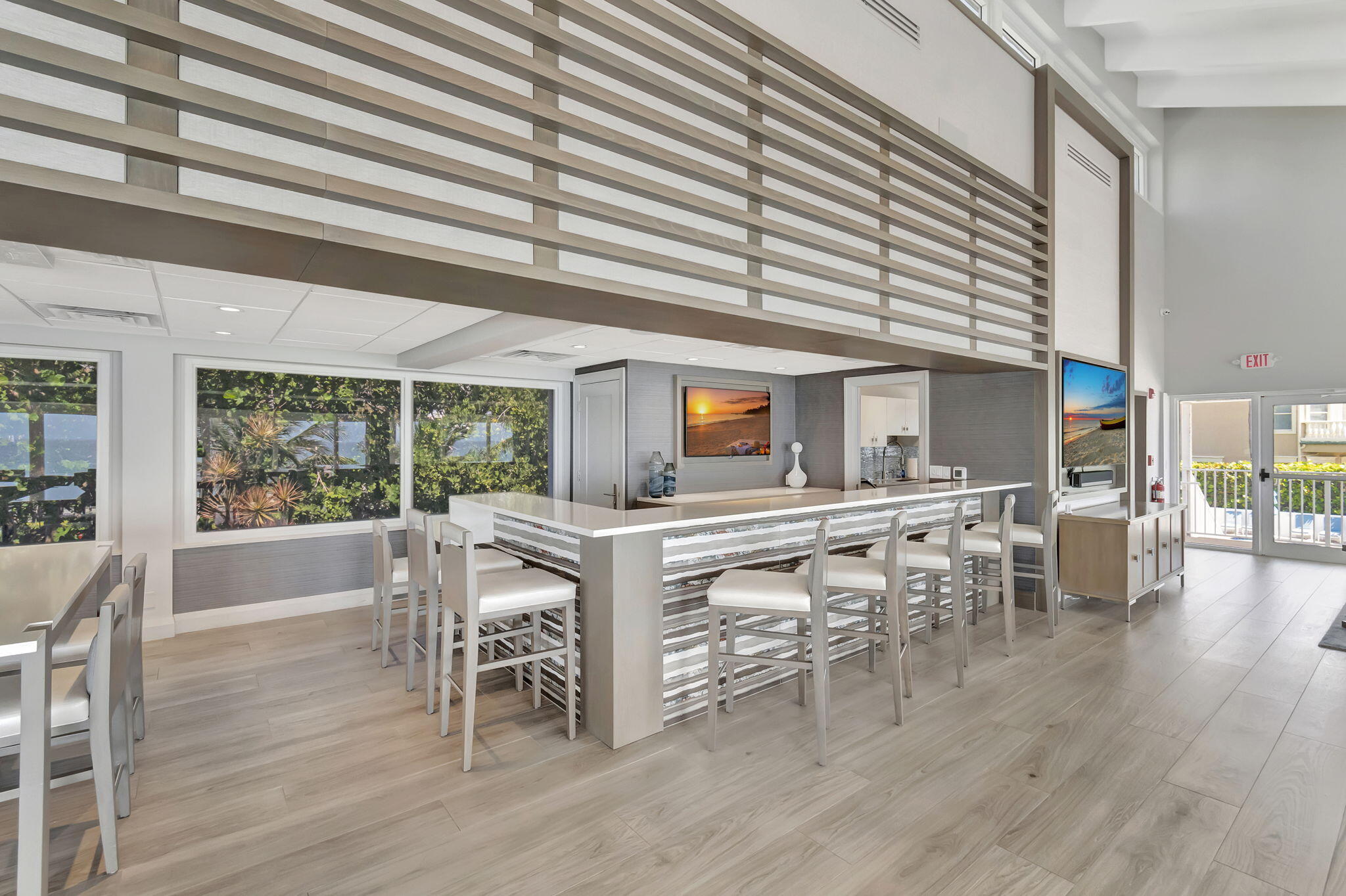 BRAEMAR ISLE CONDO - Residential