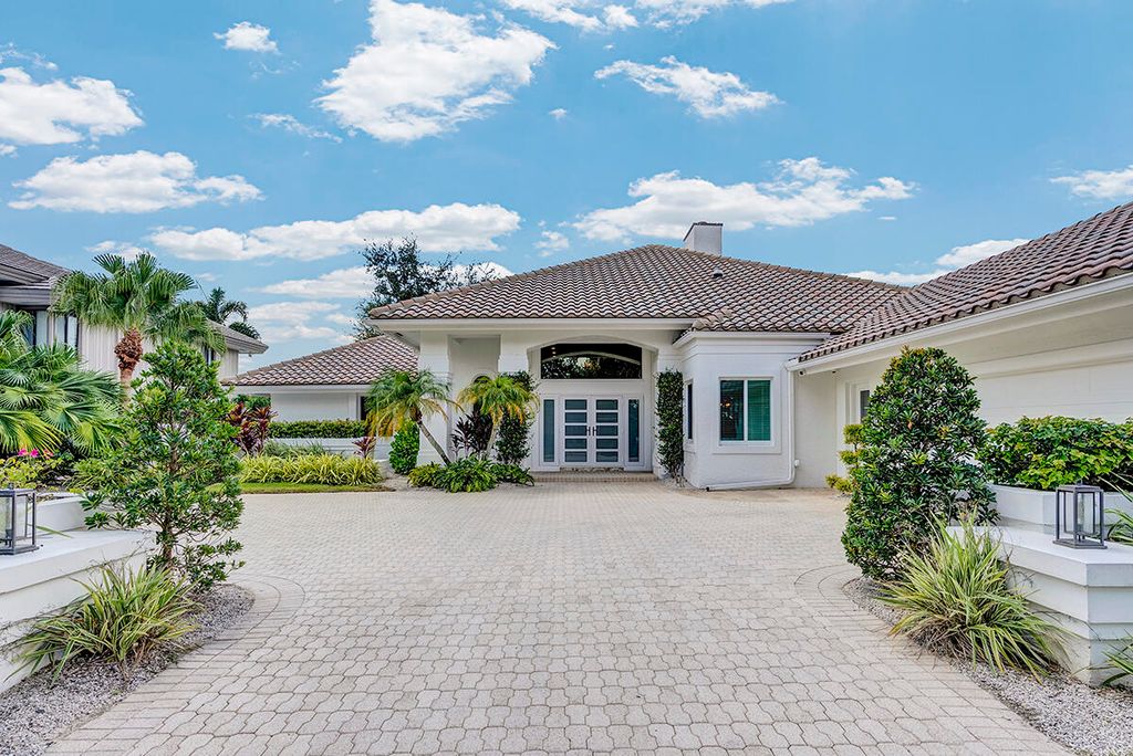 Photo of 19 Sheldrake Lane, Palm Beach Gardens, FL 33418 (MLS # R11122608)