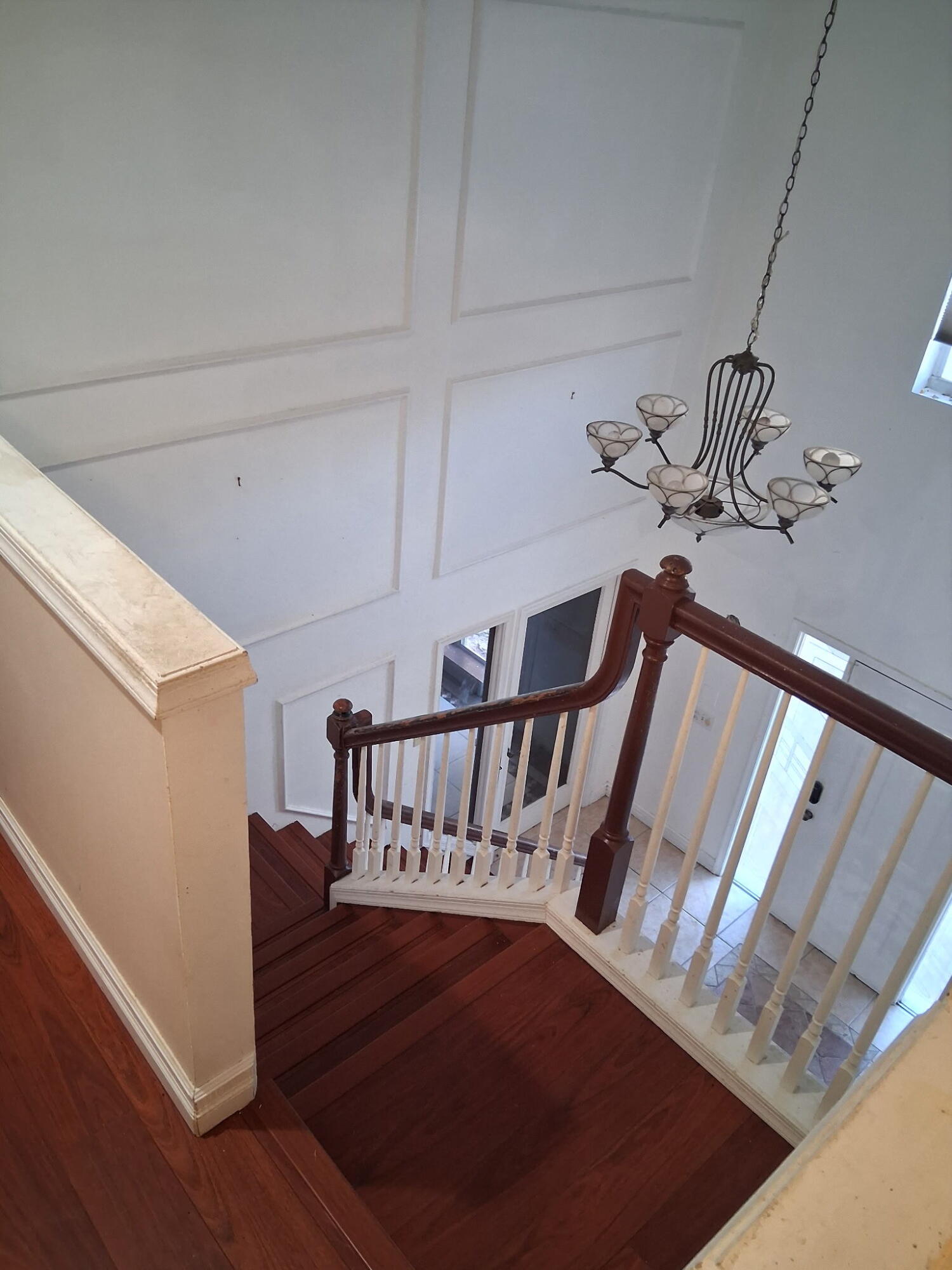 WOODSIDE ESTATES - Residential