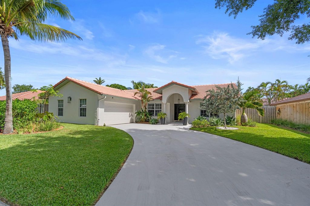 Photo of 1341 SW 17th Street, Boca Raton, FL 33486 (MLS # R11092523)