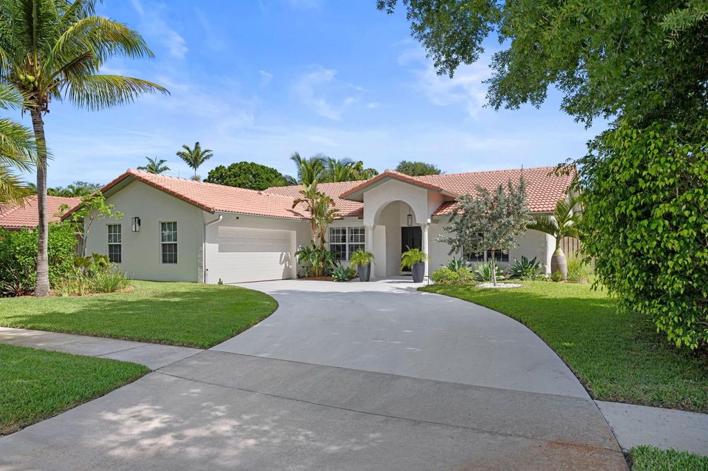 Photo of 1341 SW 17th Street, Boca Raton, FL 33486 (MLS # R11092523)