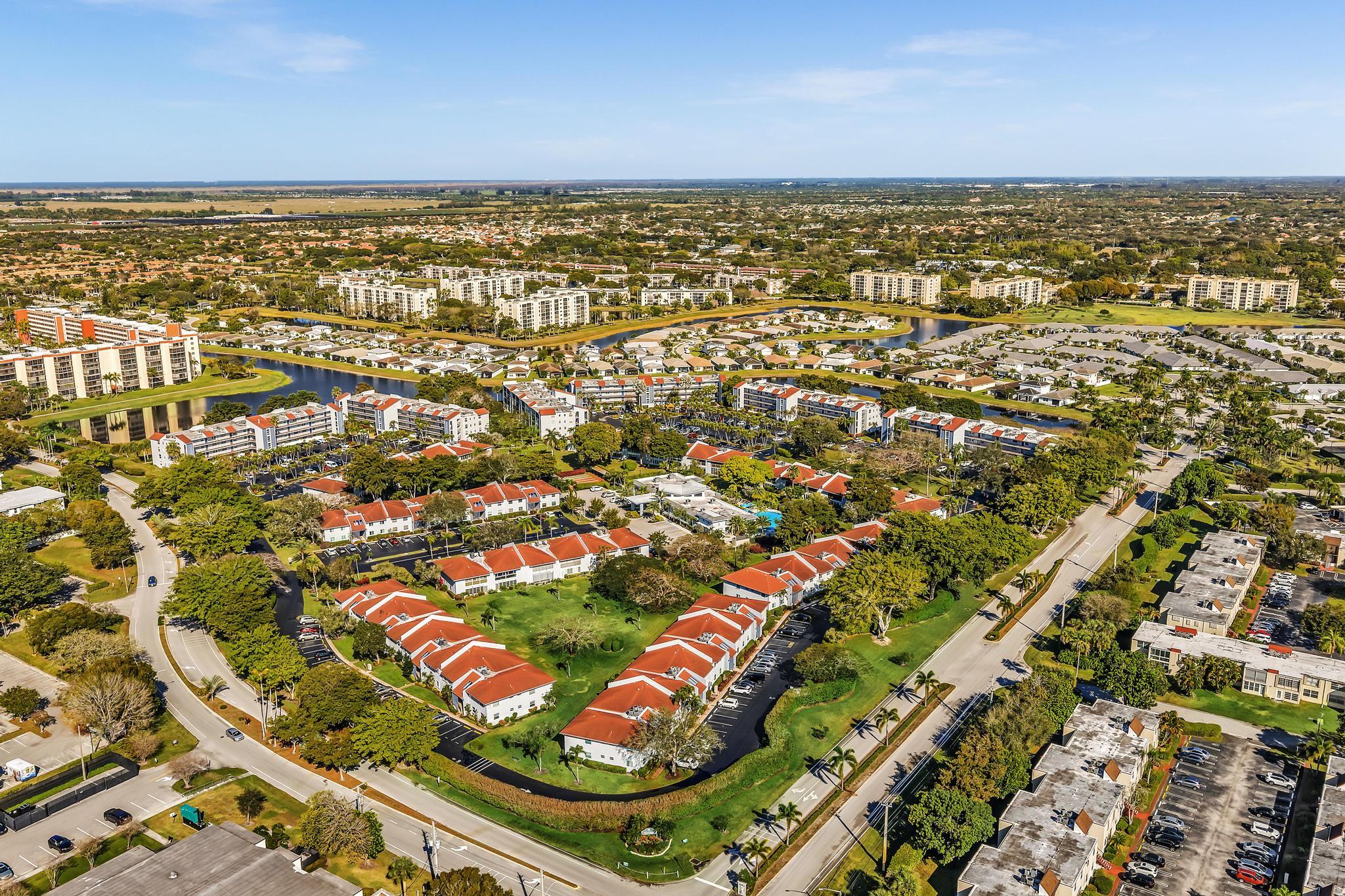 VILLAGES OF ORIOLE DEAUVILLE CONDO - Residential