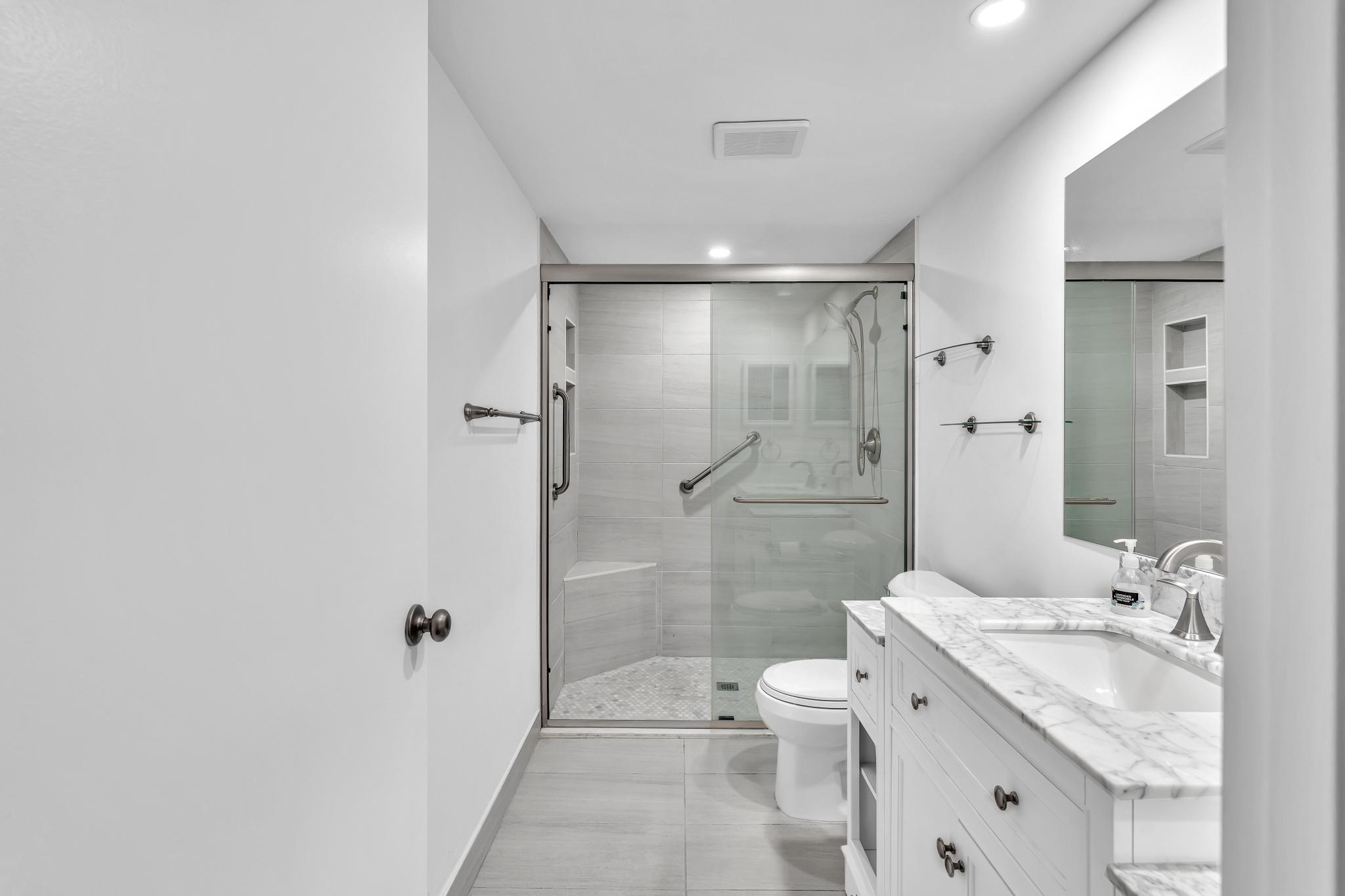 VILLAGES OF ORIOLE DEAUVILLE CONDO - Residential