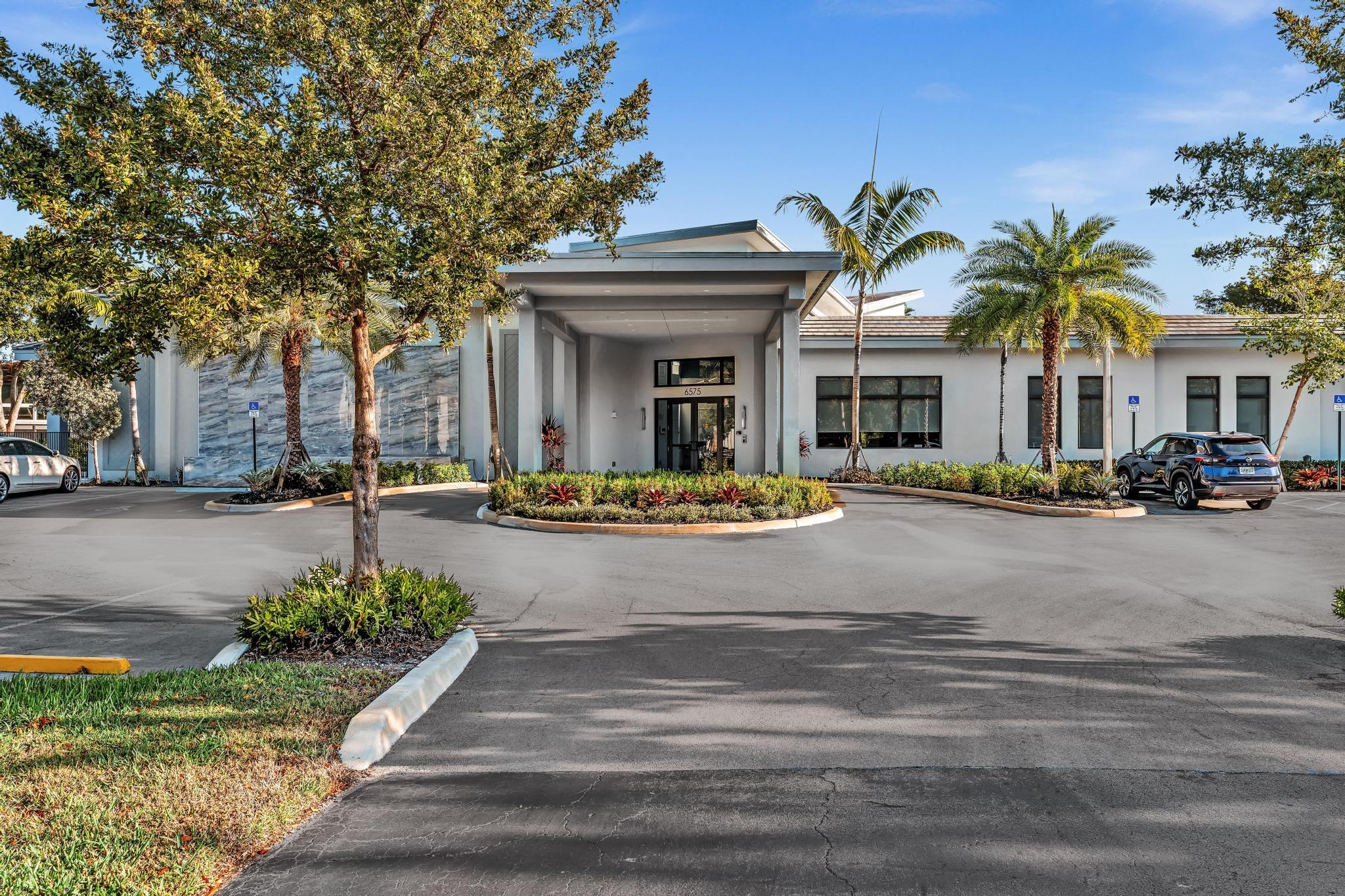 VILLAGES OF ORIOLE DEAUVILLE CONDO - Residential