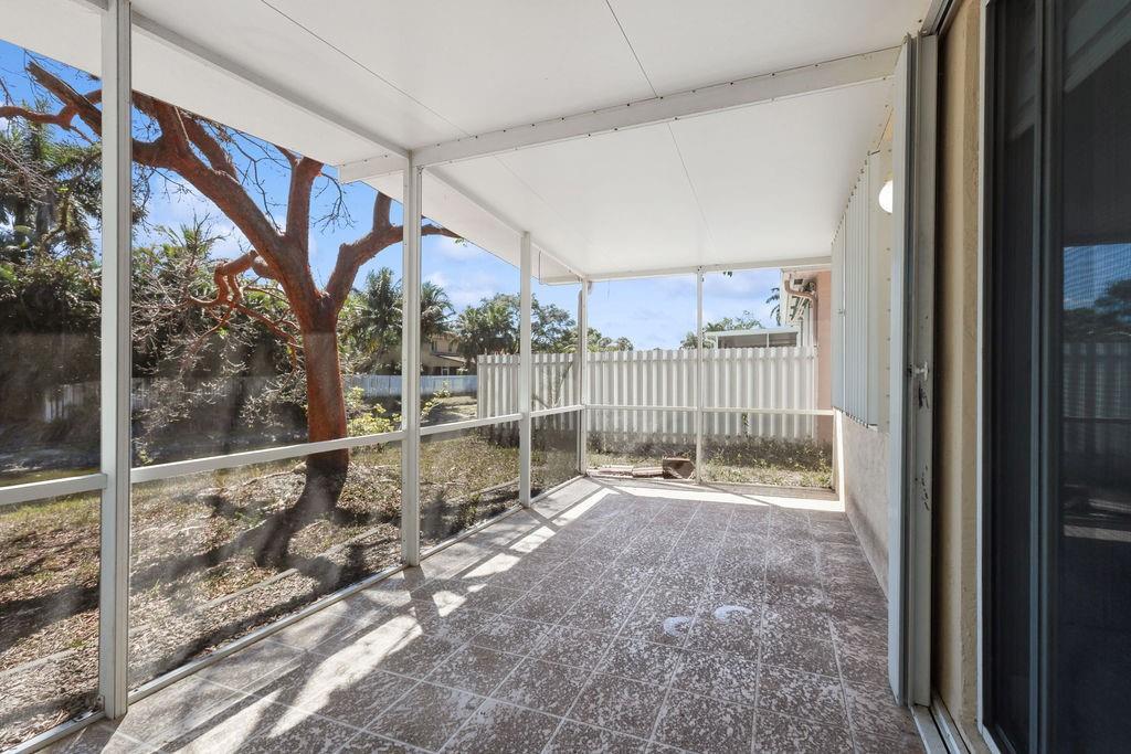 Lyons West 137-40 B - Residential Lease