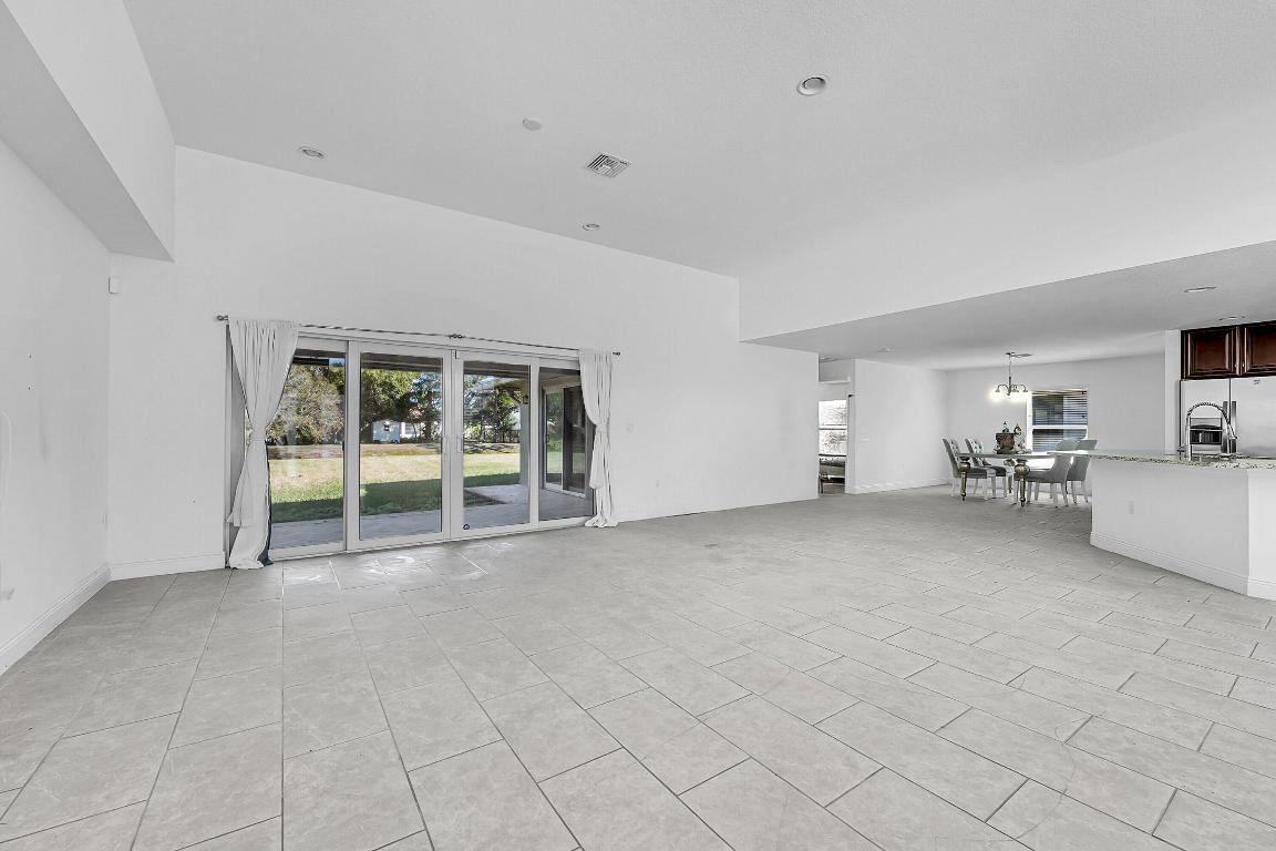 PORT ST LUCIE SECTION 14 - Residential