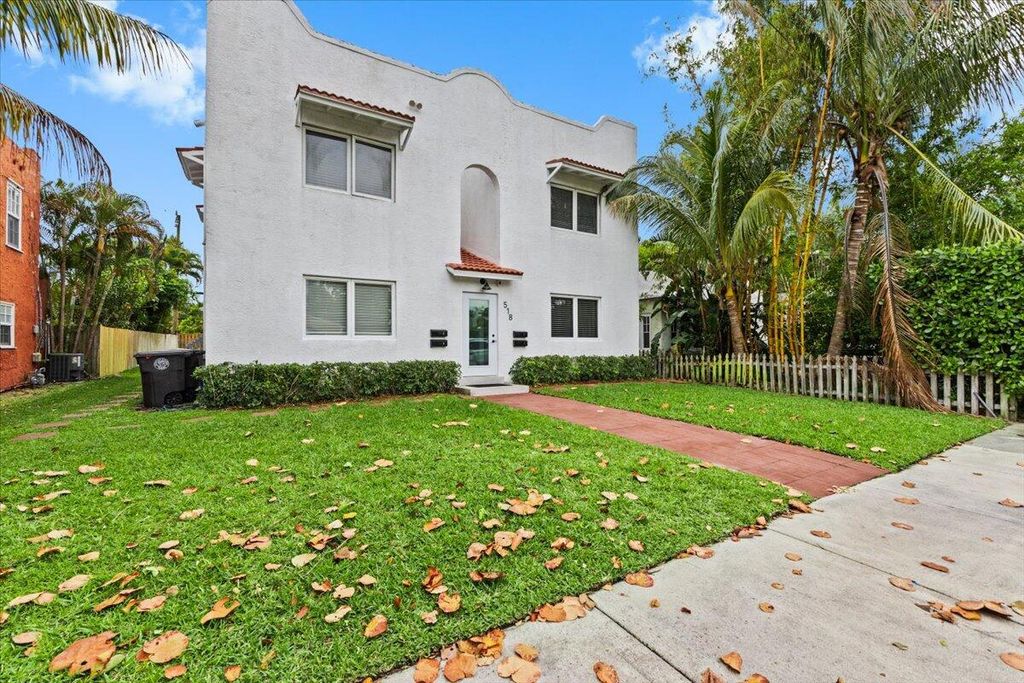 Photo of 518 Biscayne Drive #B, West Palm Beach, FL 33401 (MLS # B26010863)