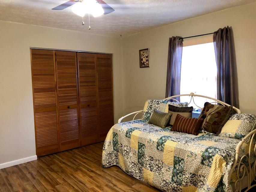 PORT ST LUCIE SECTION 1 - Residential Lease