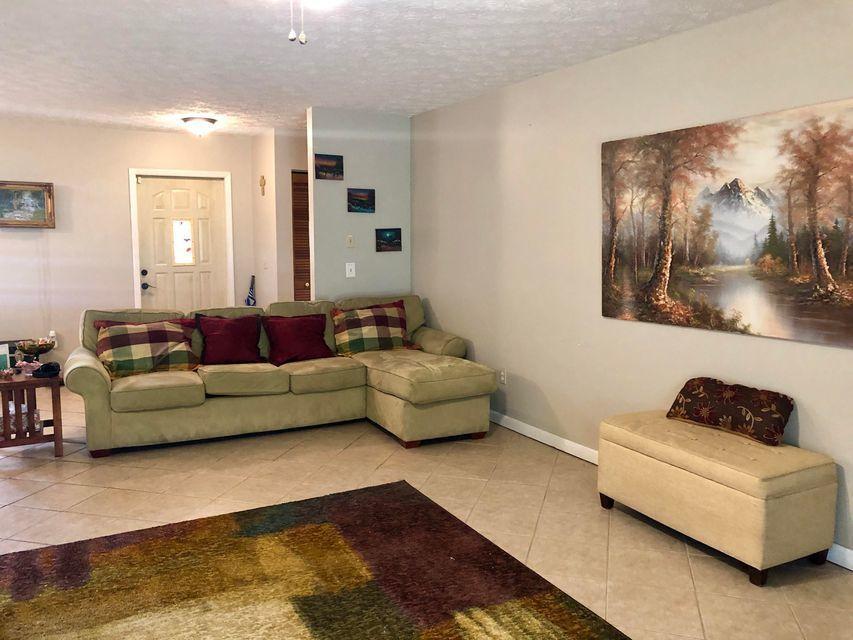 PORT ST LUCIE SECTION 1 - Residential Lease