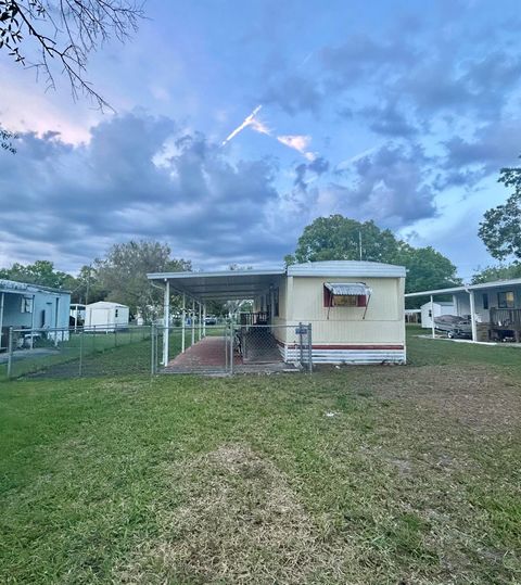 A home in Okeechobee