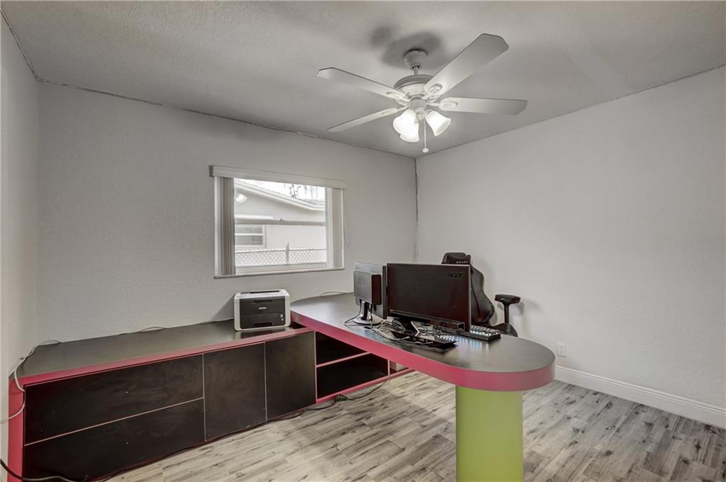 Oriole-Margate Sec 4 78-2 - Residential