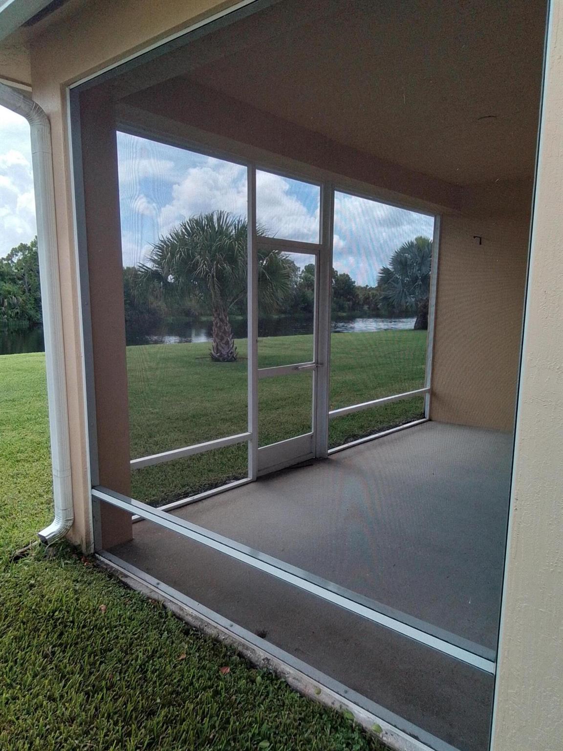 TRADITION PLAT NO 18 - Residential Lease