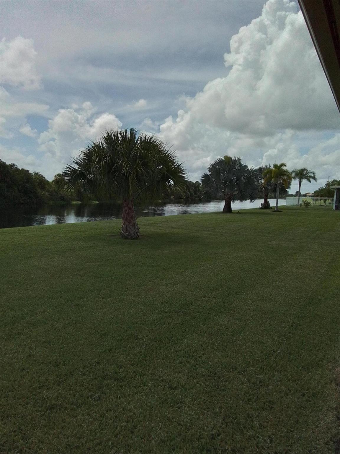 TRADITION PLAT NO 18 - Residential Lease