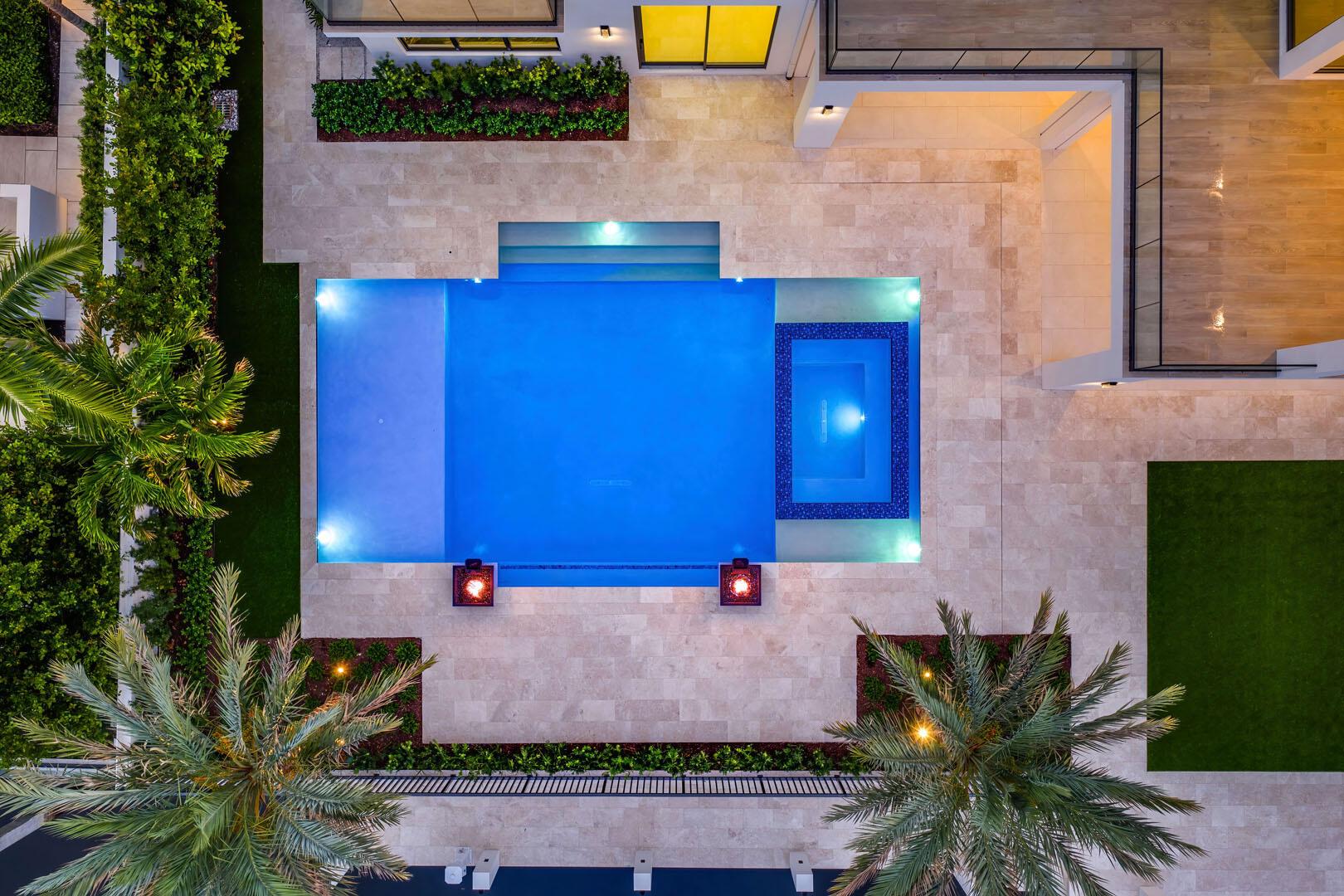 ROYAL PALM YACHT & COUNTR - Residential