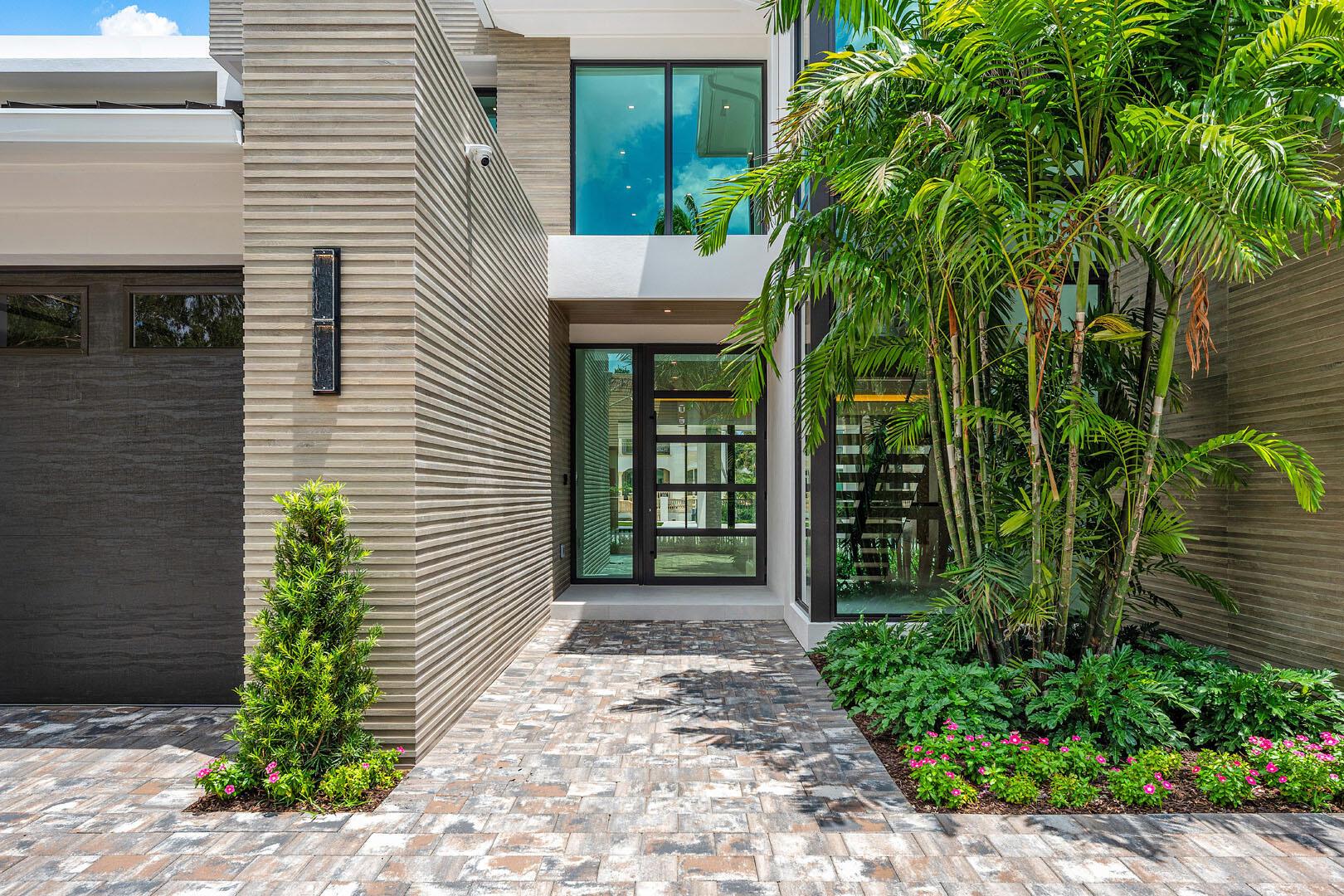 ROYAL PALM YACHT & COUNTR - Residential