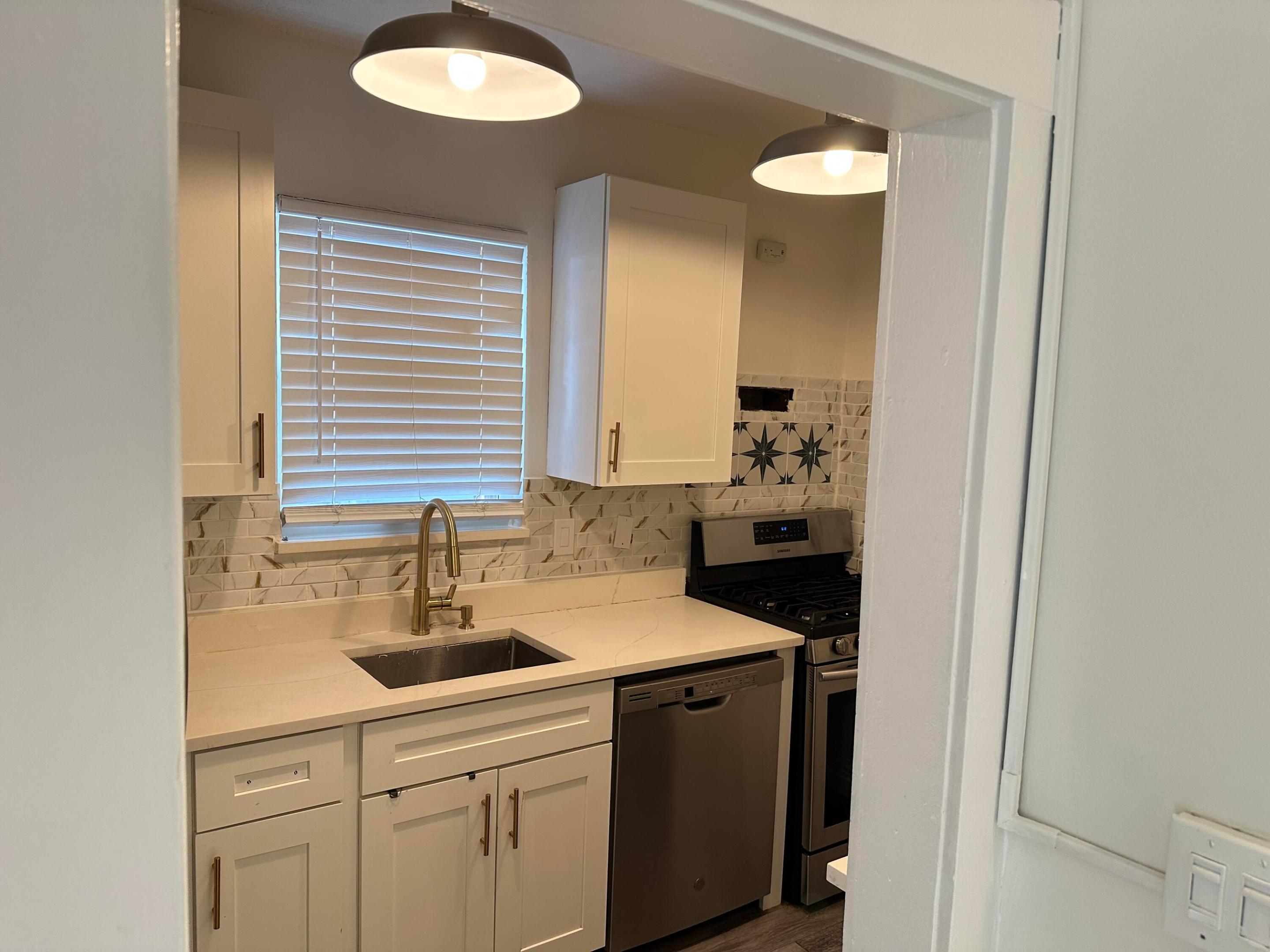 VISTA ENCANTO ADD - Residential Lease