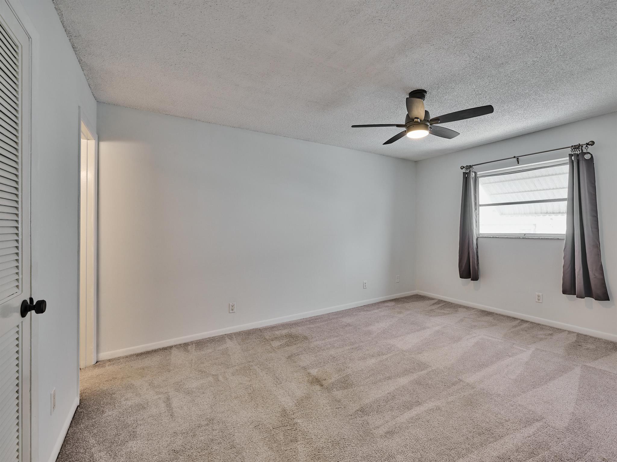 MAPLE LEAF VILLAS CONDO - Residential Lease