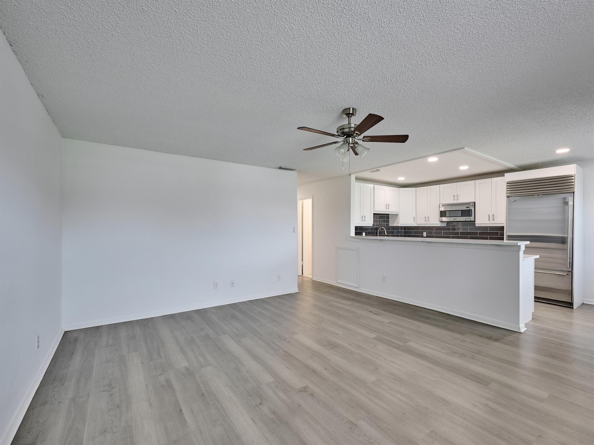 MAPLE LEAF VILLAS CONDO - Residential Lease