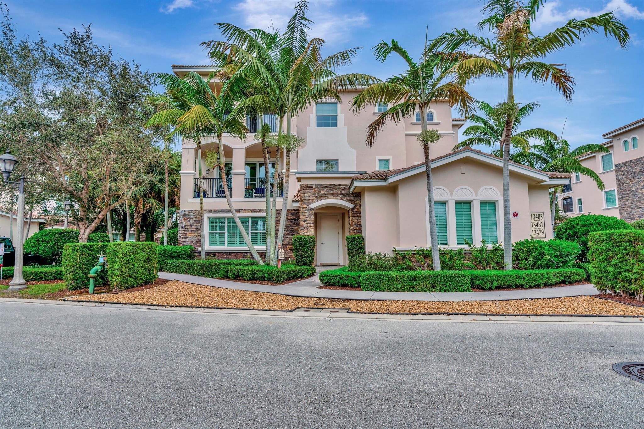 FRENCHMANS HARBOR - Residential