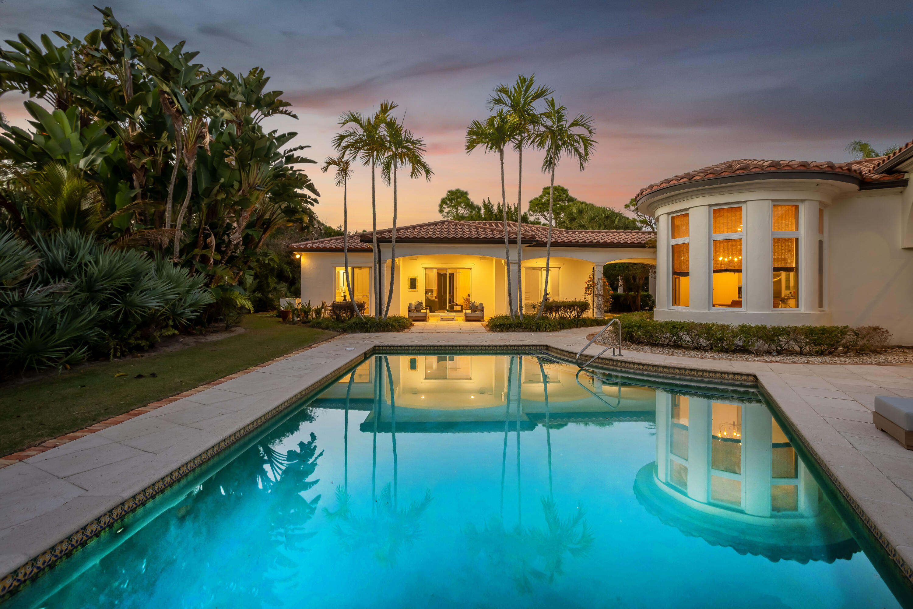 LOBLOLLY PINES - Residential