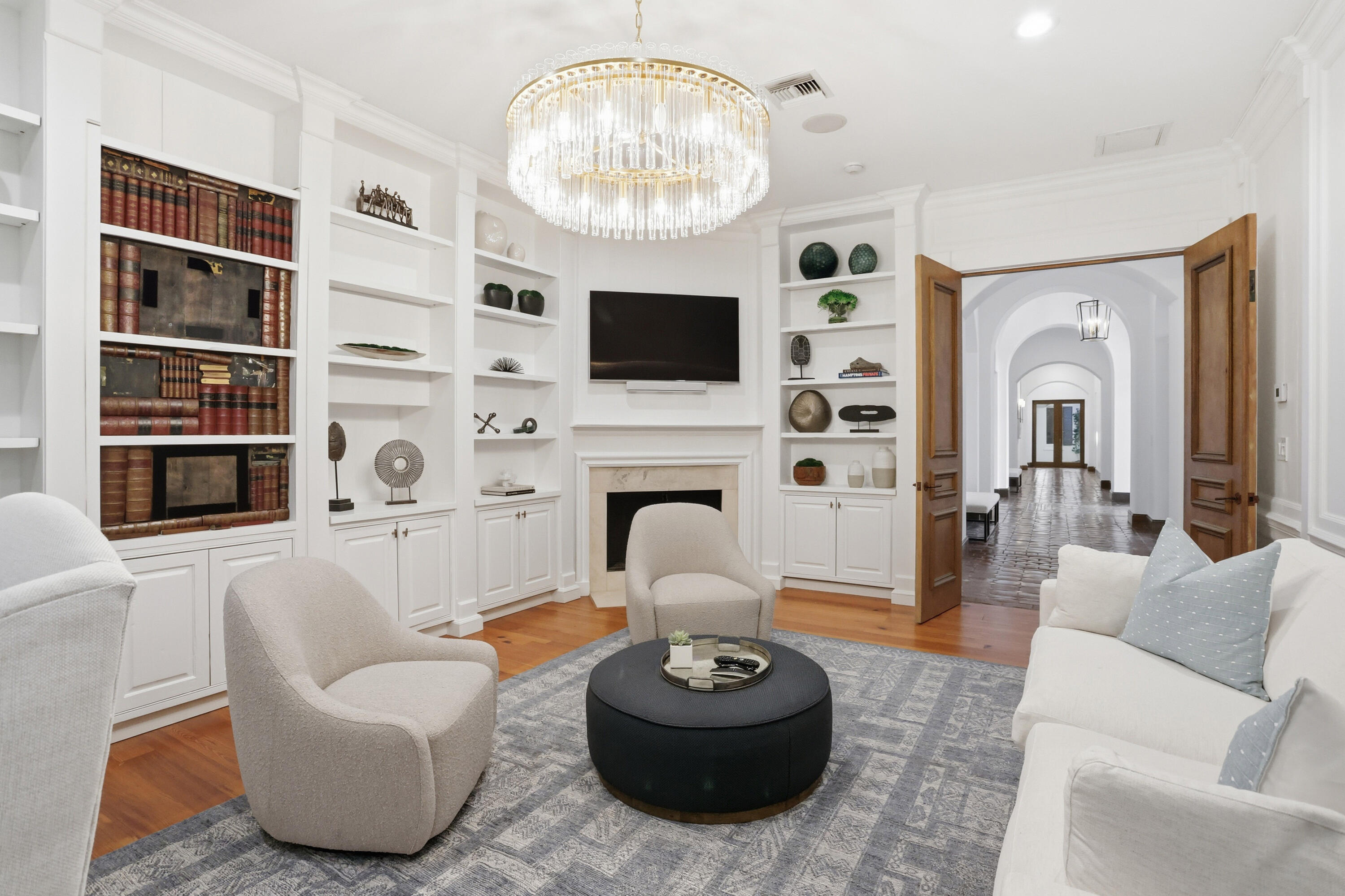 LOBLOLLY PINES - Residential