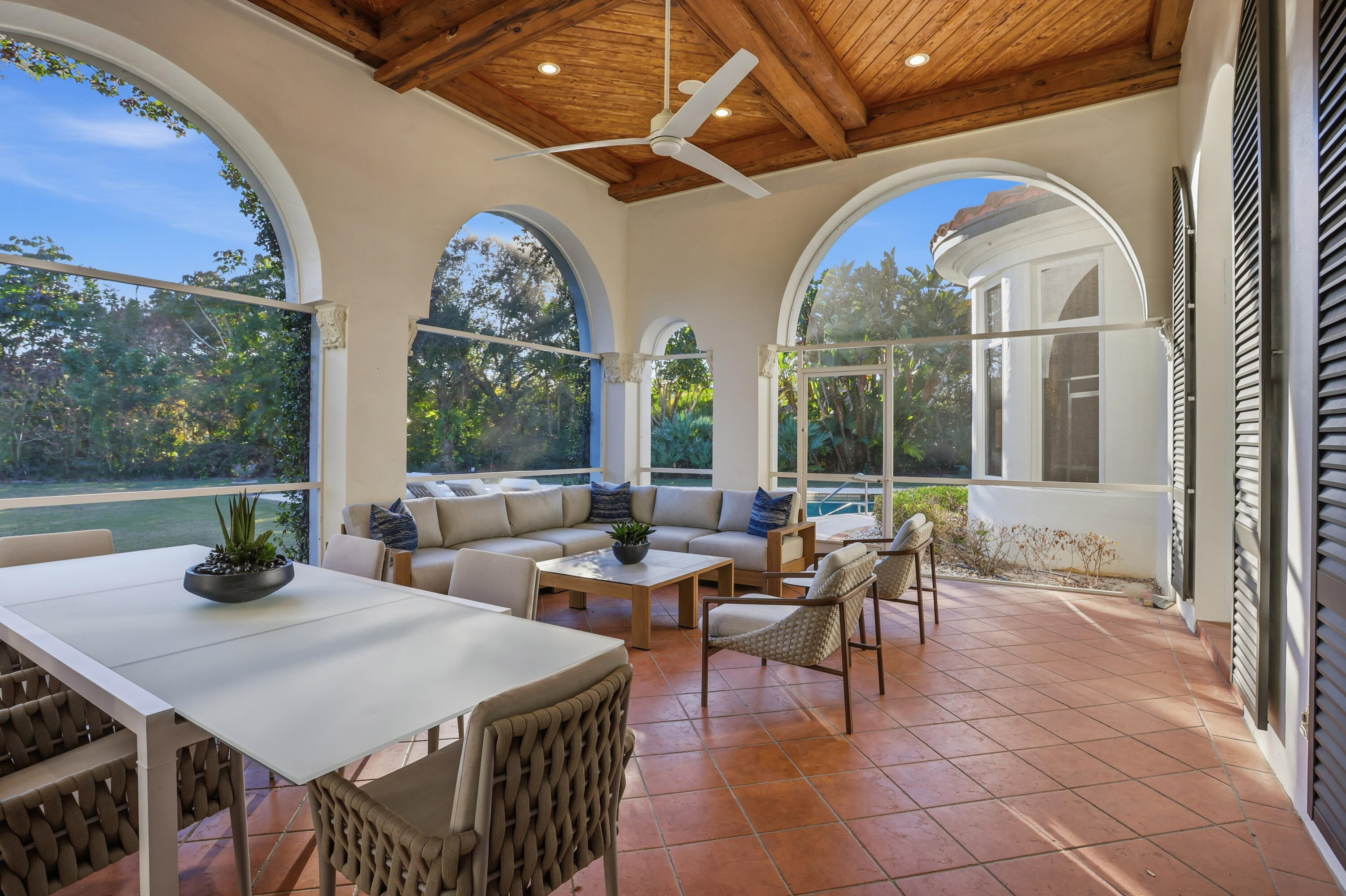 LOBLOLLY PINES - Residential