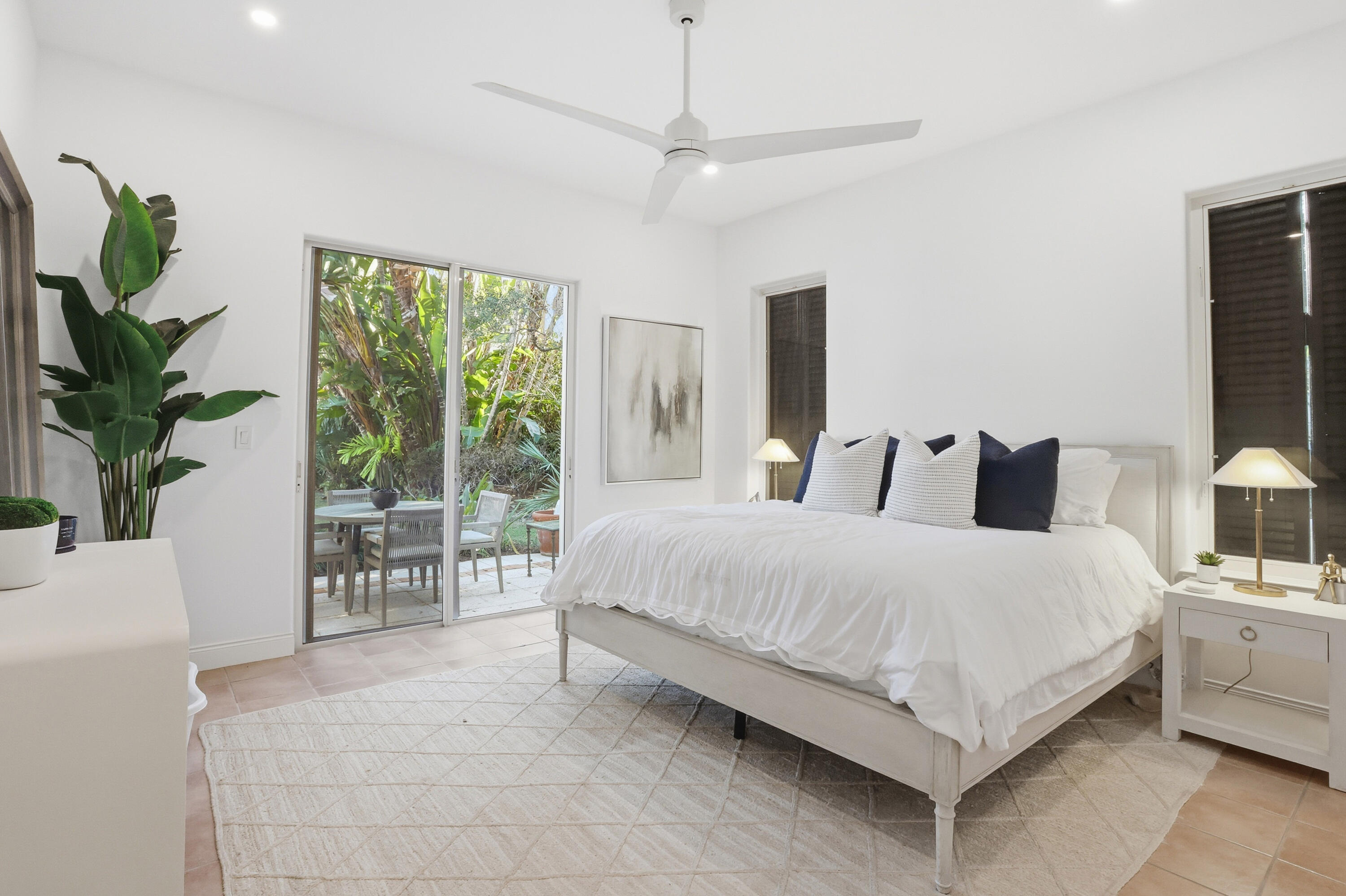 LOBLOLLY PINES - Residential