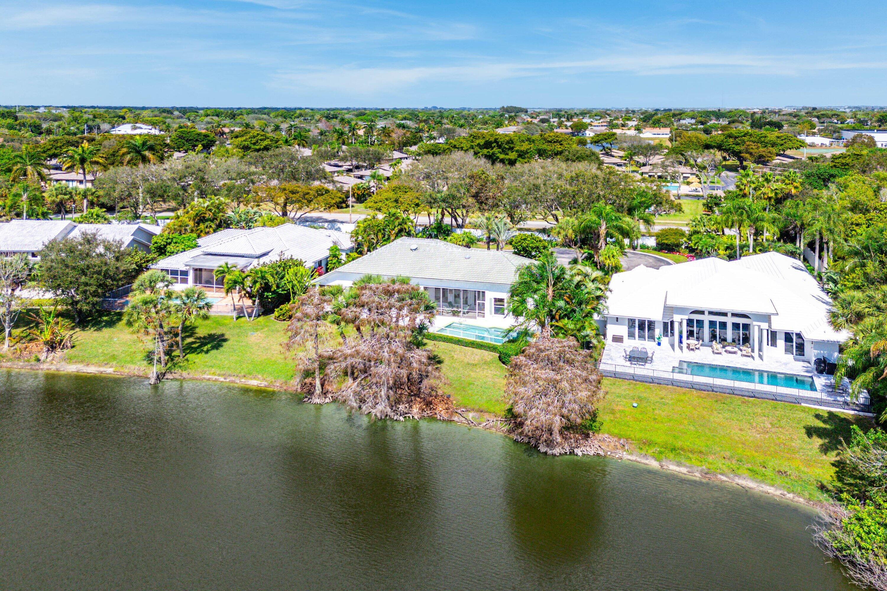 SUTTON PLACE AT HUNTERS RUN - Residential