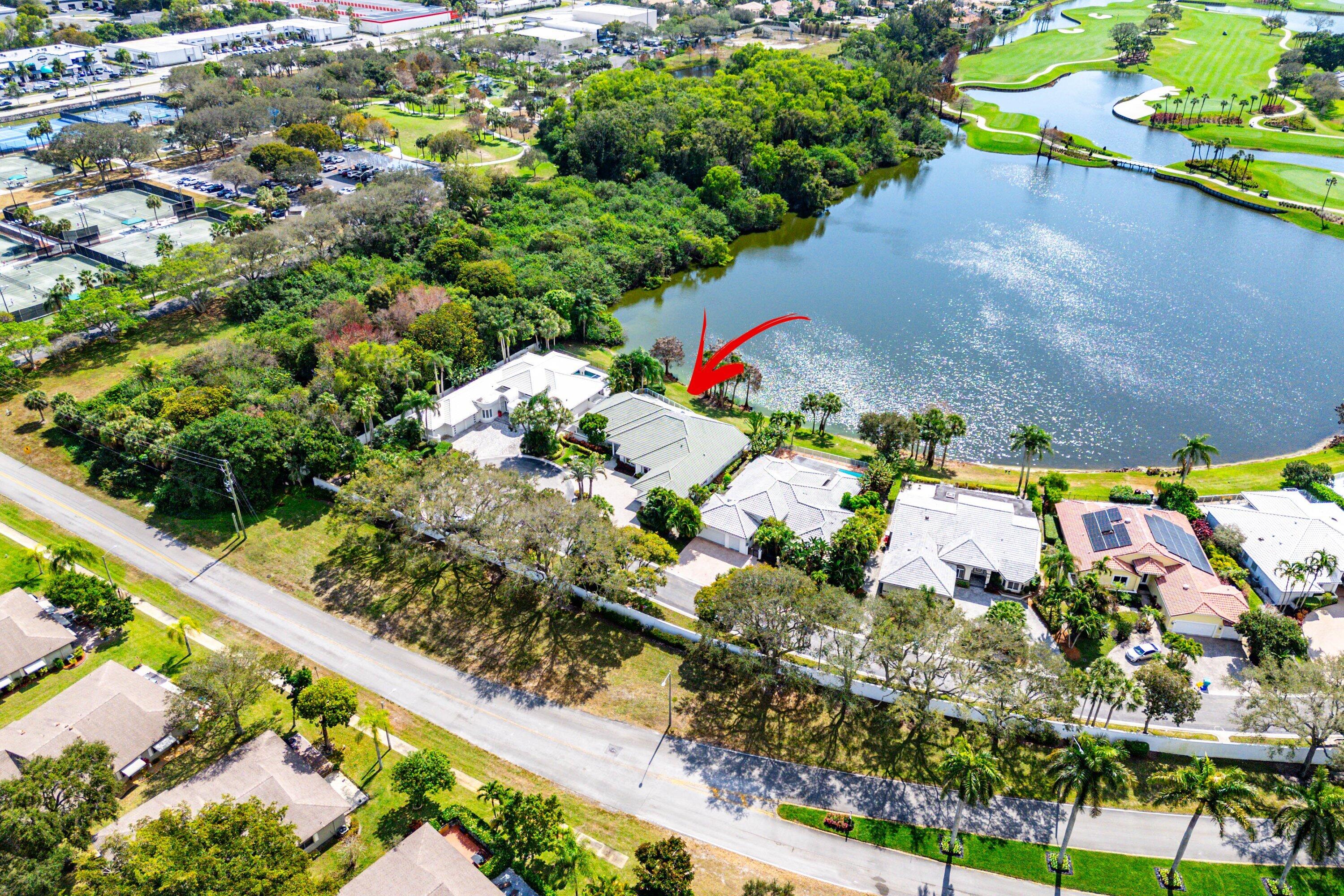 SUTTON PLACE AT HUNTERS RUN - Residential