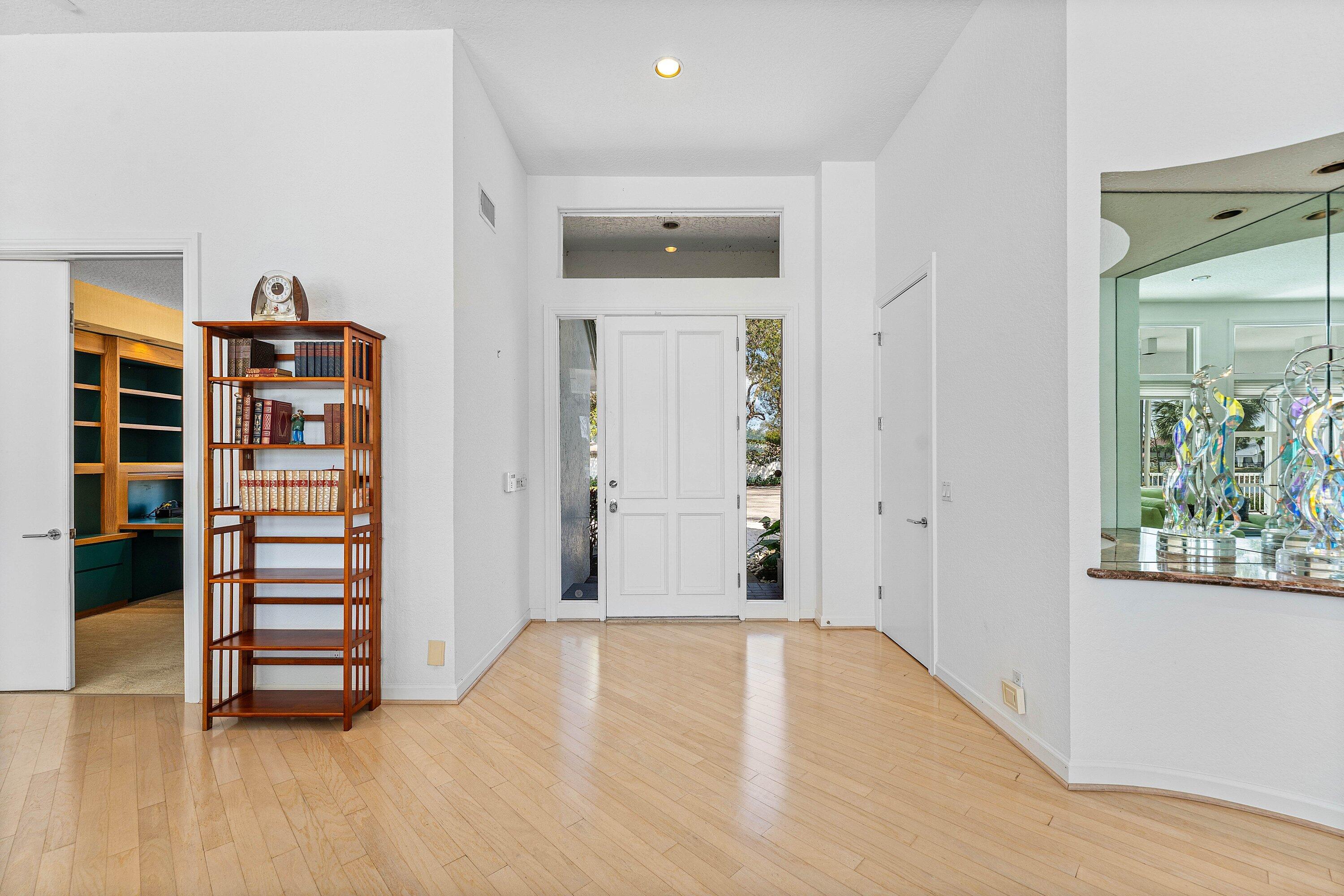 SUTTON PLACE AT HUNTERS RUN - Residential