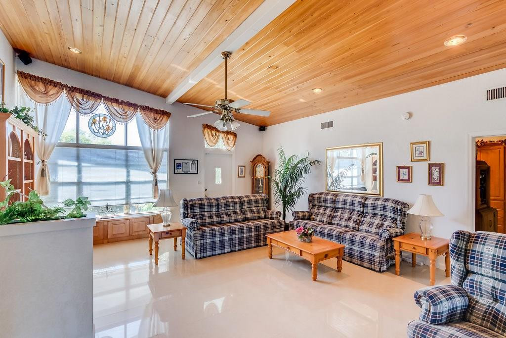 Lauderdale Isles - Residential