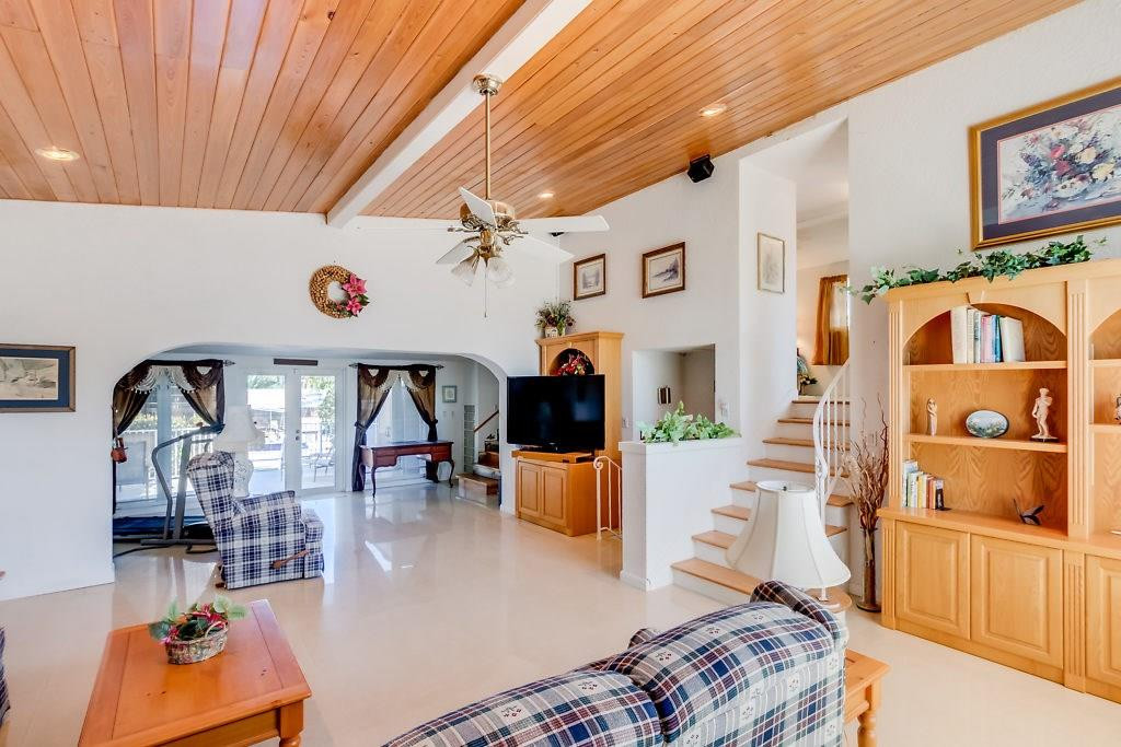 Lauderdale Isles - Residential