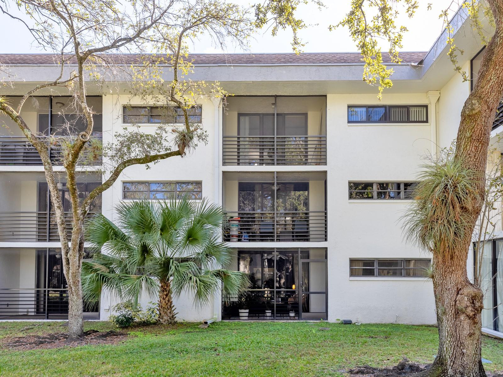 BONAIRE AT WOODMONT NO.4 - Residential