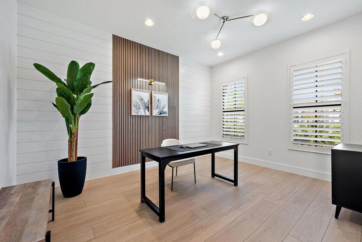 ALTON NEIGHBORHOOD - Residential Lease