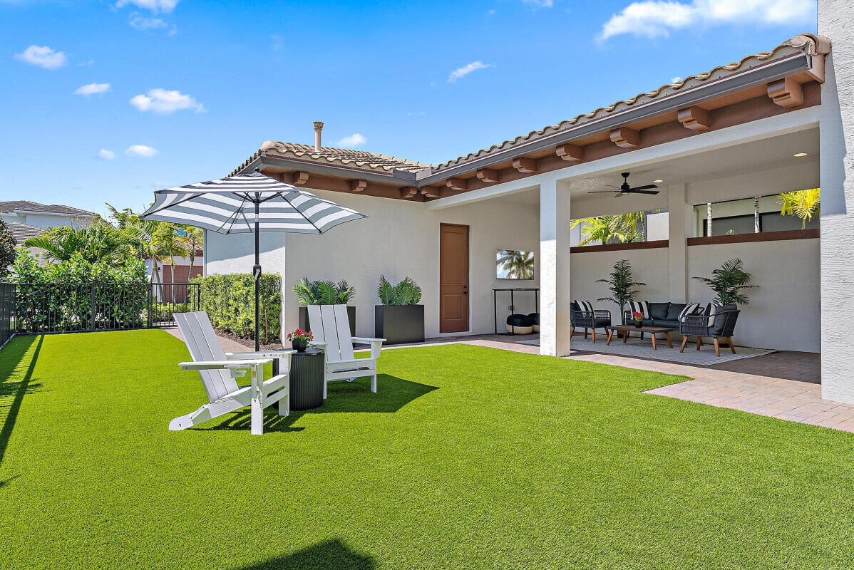 ALTON NEIGHBORHOOD - Residential Lease