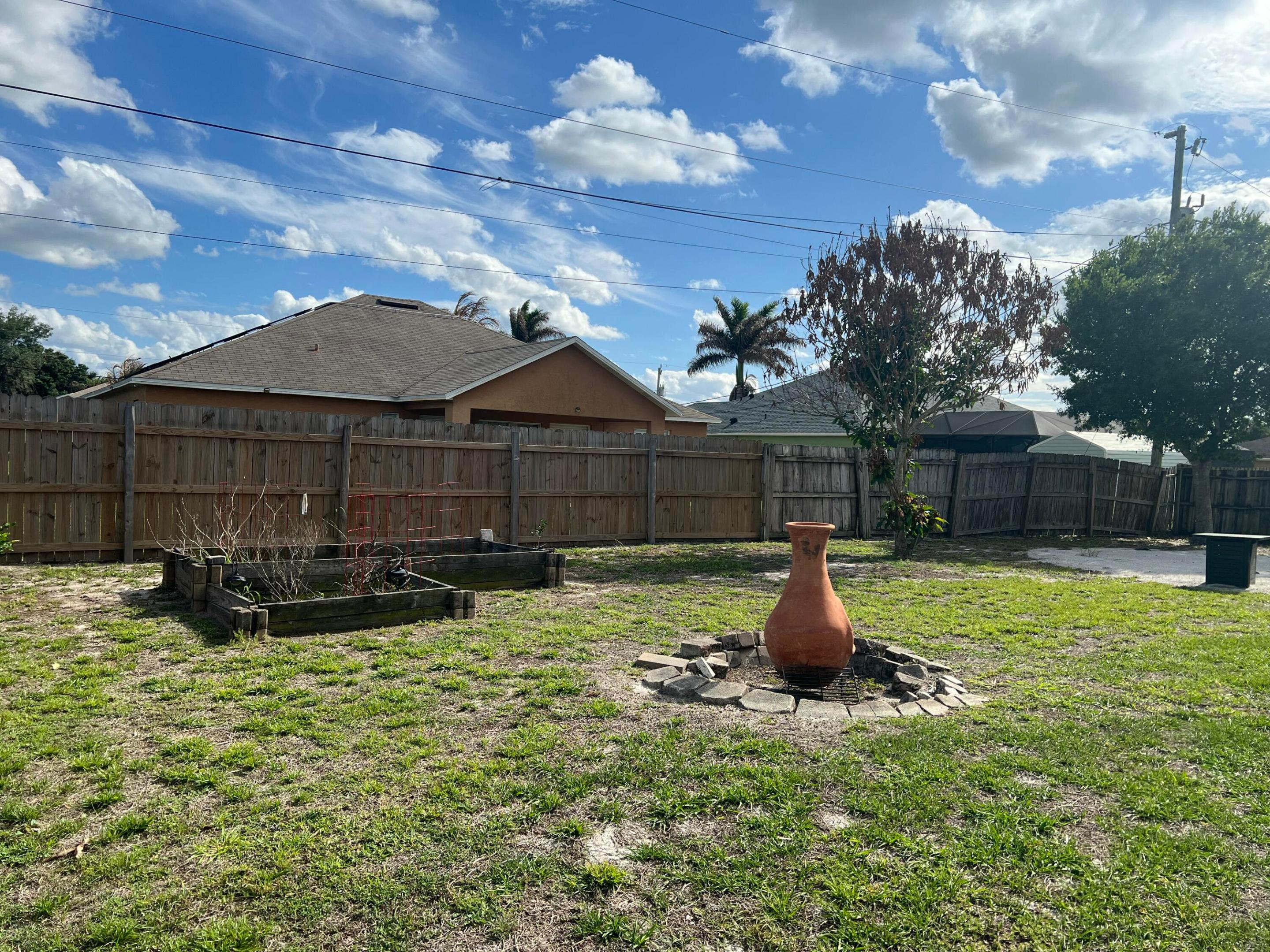 PORT ST LUCIE SECTION 21 - Residential