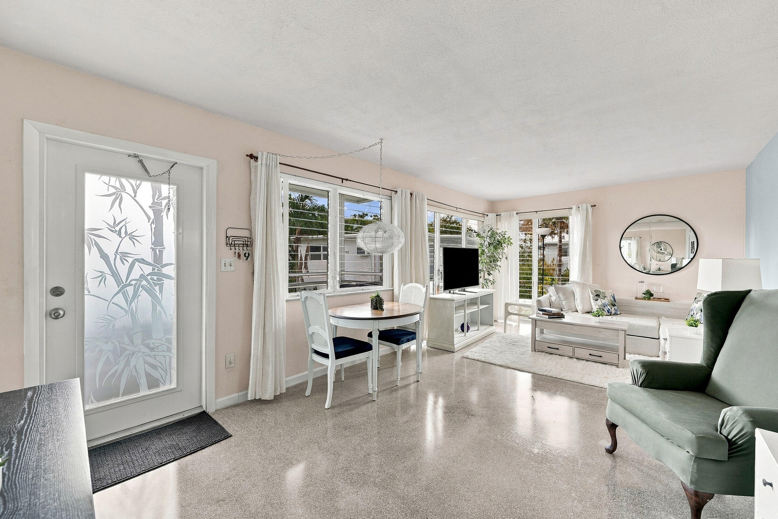 1115 SE 14TH Place 19C