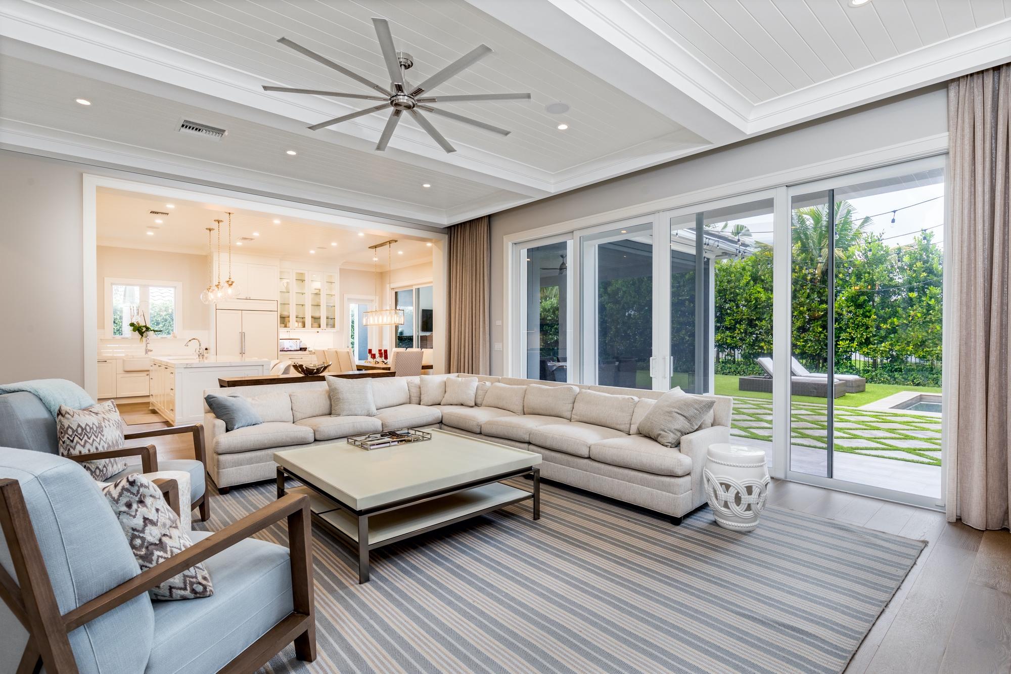 ROYAL PALM YACHT & COUNTRY CLUB - Residential