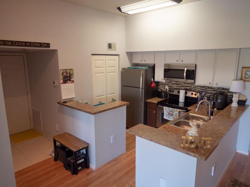 THE CLUB AT ST LUCIE WEST, A CONDOMINIUM - Residential Lease