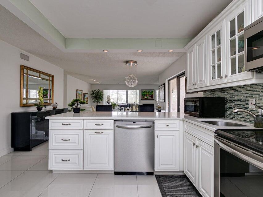 9264 Vista Del Lago 24-I