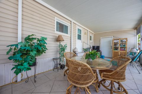 A home in Deerfield Beach