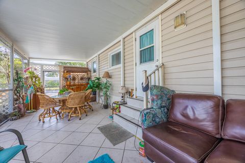 A home in Deerfield Beach