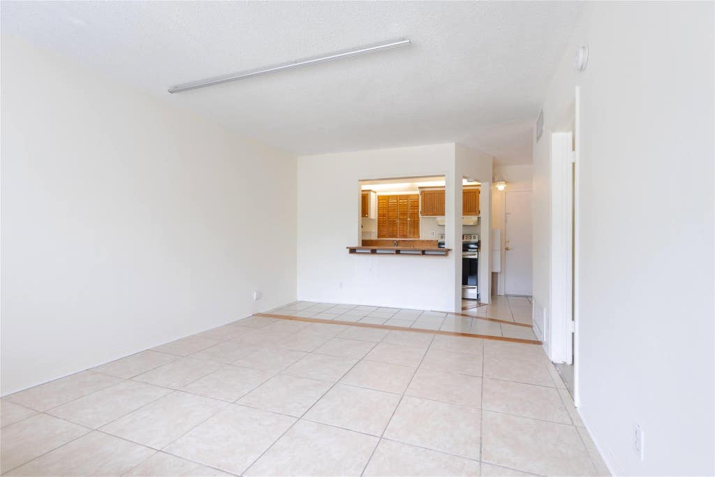 Photo of 1001 SE 16th Street, Fort Lauderdale, FL 33316 (MLS # B26062858)