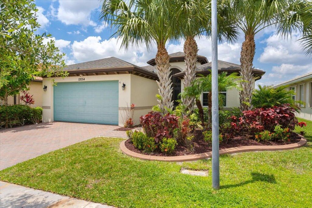 Photo of 12054 SW Bennington Circle, Port Saint Lucie, FL 34987 (MLS # R11089807)