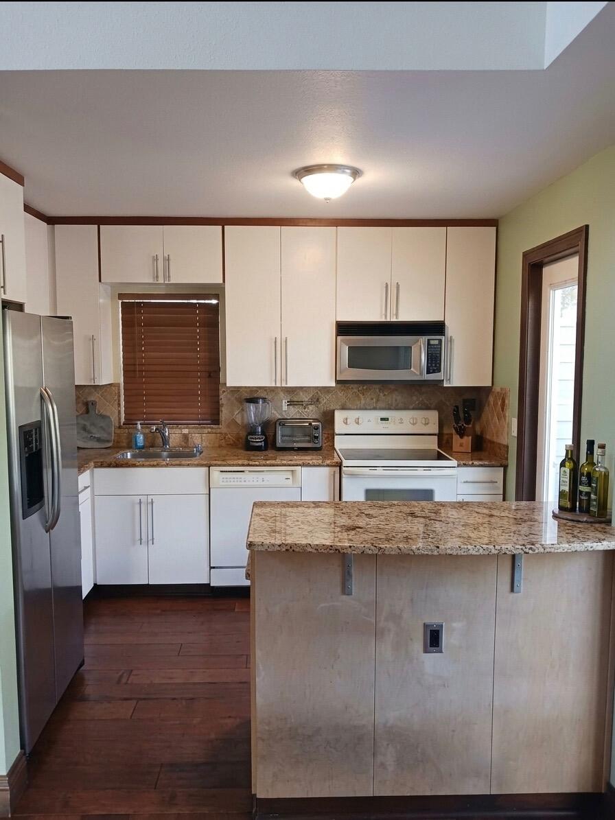 Savannah P.U.D. PLAT 3 142-4 B LOT 49 RES-10 - Residential