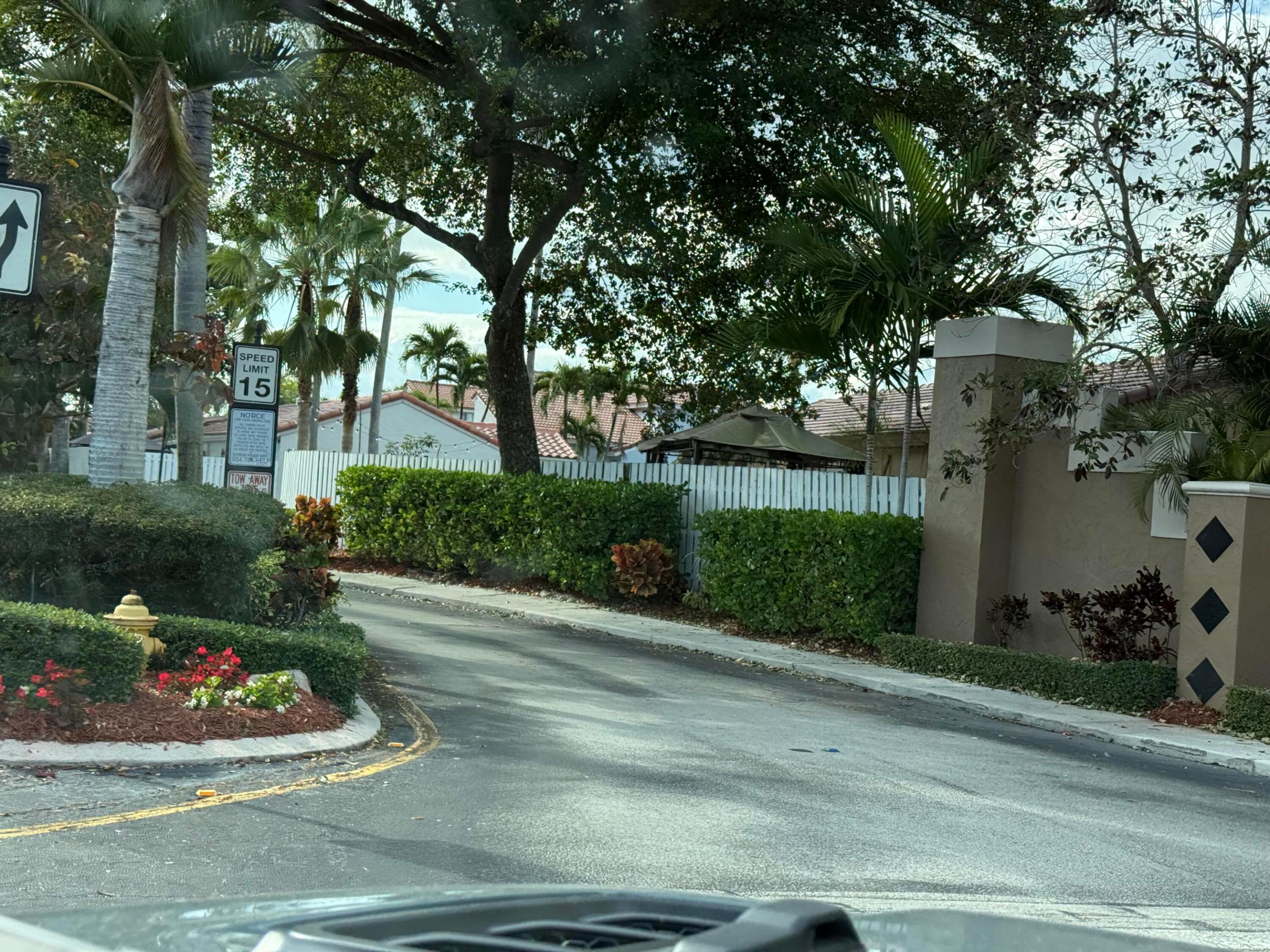 Savannah P.U.D. PLAT 3 142-4 B LOT 49 RES-10 - Residential