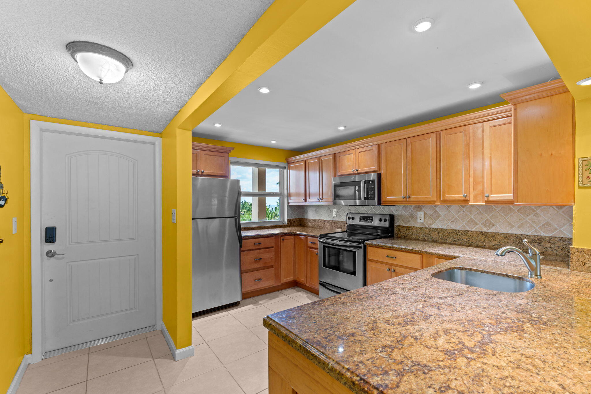 OCEAN HILLSBORO CONDO - Residential